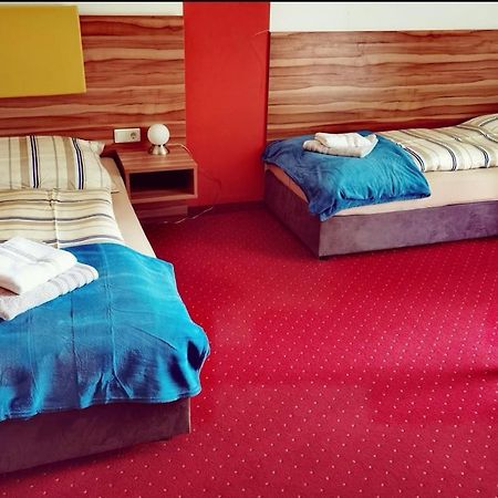 Hotel Exakt Holding Tulln An Der Donau Exterior foto